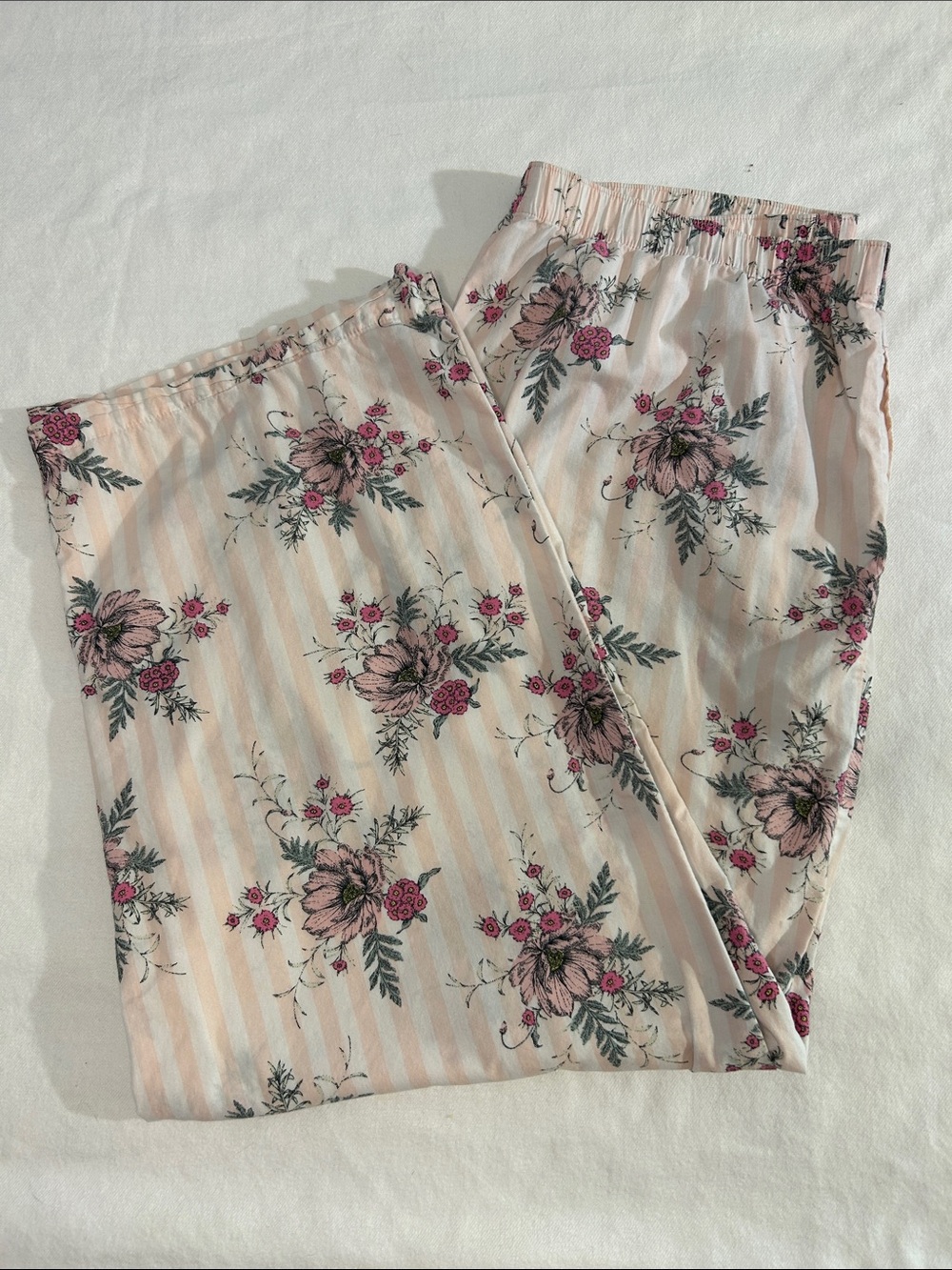 Victoria's Secret Pink Floral Stripe Lounge Pants